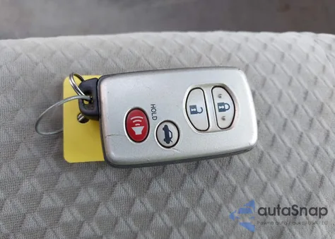 2007 Toyota Camry Hybrid z USA, uszkodzony, nr VIN 4T1BB46K57U023095